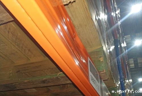 横梁损坏判定标准与仓库巡检指南